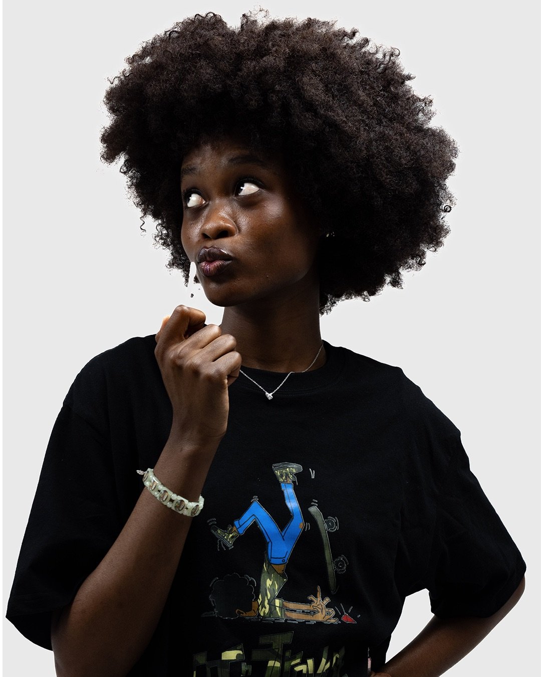 T-Shirt "Controverse" Édition Skate & Fall — Noir – Image 5